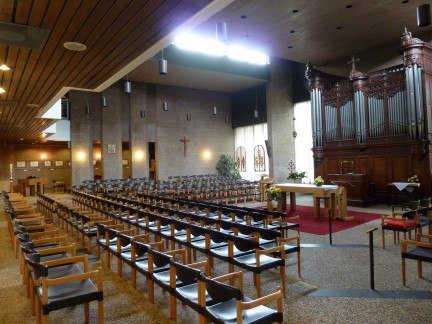 zijaanzicht kerk